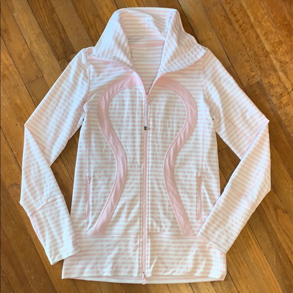 lululemon athletica Jackets & Blazers - LuluLemon Jacket!